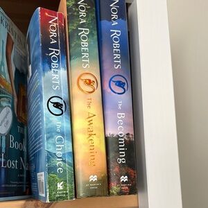 Nora Robert’s Books x 3